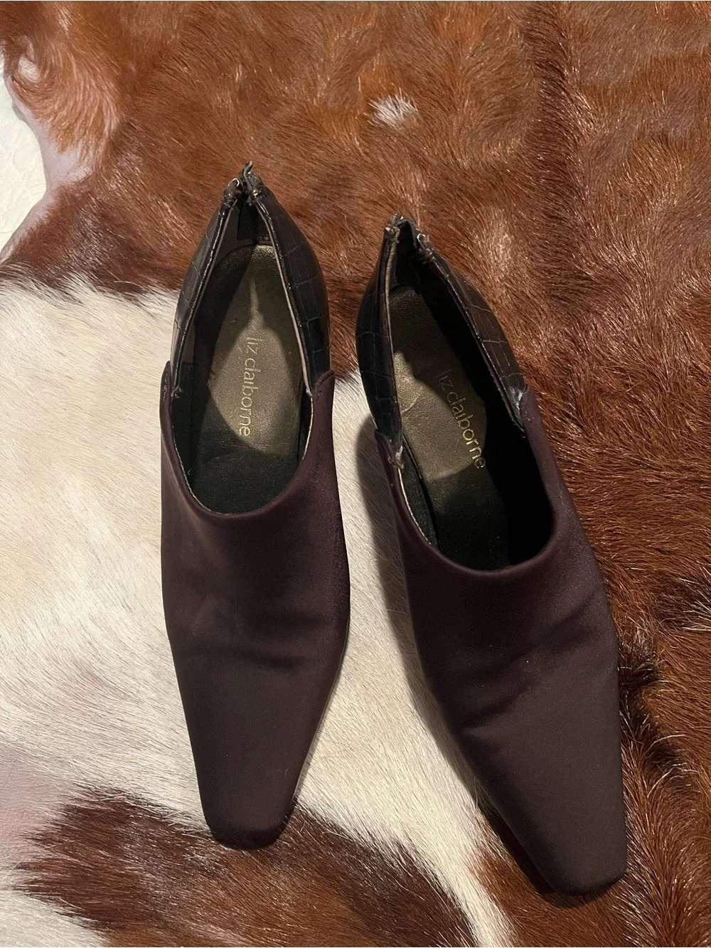 Liz Claiborne Women's Dark Brown Pointed Slip-On Heels